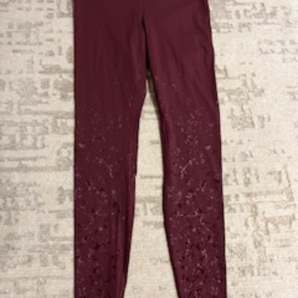 lululemon: velvet flocked leggings 28" - Picture 1 of 3